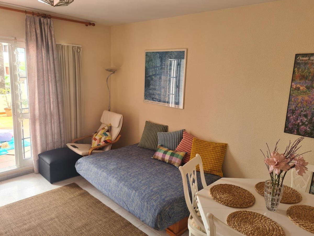Apartamento En Mijas Con Terraza, Capacidad Para 5 Personas Con Piscina De Temporada Málaga Exterior foto